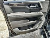 Thumbnail of 2025 Onyx Black GMC Yukon
