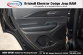 Thumbnail of 2025 Diamond Black Crystal Pearlcoat Jeep Grand Cherokee