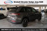 Thumbnail of 2025 Diamond Black Crystal Pearlcoat Jeep Grand Cherokee
