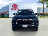 Thumbnail of 2022 Midnight Black Metallic Toyota Highlander