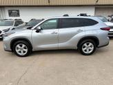 Thumbnail of 2023 Celestial Silver Metallic Toyota Highlander
