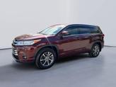 Photo of 2018 Ooh La La Rouge Mica Toyota Highlander