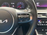 Thumbnail of 2022 Glacial White Pearl Kia K5