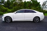 Thumbnail of 2018 WHITE PLATINUM MET TRI-COAT Lincoln MKZ