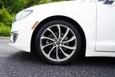 Thumbnail of 2018 WHITE PLATINUM MET TRI-COAT Lincoln MKZ