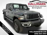 Photo of 2025 Anvil Clearcoat Jeep Gladiator