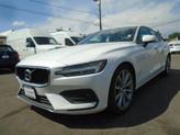 Photo of 2021 White Volvo S60