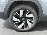 Thumbnail of 2025 Silver Mist Metallic Volkswagen Atlas Cross Sport