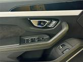 Thumbnail of 2022 Giallo Auge Metallic Lamborghini Urus