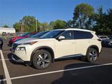 Photo of 2023 Pearl White Tricoat Nissan Rogue