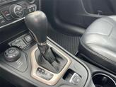 Thumbnail of 2014 Bright White Clearcoat Jeep Cherokee