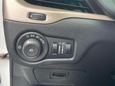Thumbnail of 2014 Bright White Clearcoat Jeep Cherokee