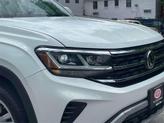 Thumbnail of 2021 Pure White Volkswagen Atlas