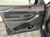 Thumbnail of 2023 Rocky Mountain Pearlcoat Jeep Grand Cherokee L