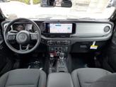 Thumbnail of 2025 Granite Crystal Clearcoat Metallic Jeep Gladiator