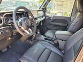 Thumbnail of 2025 Granite Crystal Clearcoat Metallic Jeep Wrangler