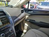 Thumbnail of 2017 White Platinum Lincoln MKC