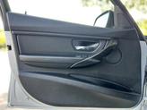Thumbnail of 2016 Glacier Silver Metallic BMW 320
