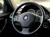 Thumbnail of 2016 Glacier Silver Metallic BMW 320