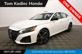 Photo of 2023 Pearl White Tricoat Nissan Altima