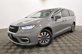 Thumbnail of 2022 Ceramic Gray Clearcoat Chrysler Pacifica Hybrid