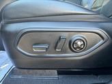Thumbnail of 2023 Diamond Black Crystal Pearlcoat Jeep Grand Cherokee
