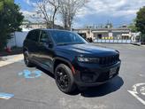 Thumbnail of 2023 Diamond Black Crystal Pearlcoat Jeep Grand Cherokee