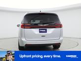 Thumbnail of 2024 Silver Chrysler Pacifica