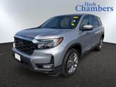 Thumbnail of 2022 Lunar Silver Metallic Honda Passport
