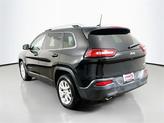 Thumbnail of 2018 Diamond Black Jeep Cherokee