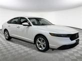 Thumbnail of 2025 Platinum White Pearl Honda Accord