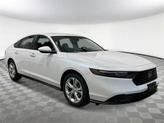Thumbnail of 2025 Platinum White Pearl Honda Accord