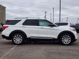 Thumbnail of 2020 White Ford Explorer