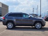 Thumbnail of 2017 Granite Crystal Metallic Jeep Grand Cherokee