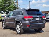 Thumbnail of 2017 Granite Crystal Metallic Jeep Grand Cherokee