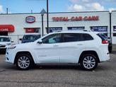 Thumbnail of 2017 Bright White Clearcoat Jeep Cherokee