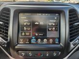 Thumbnail of 2017 Bright White Clearcoat Jeep Cherokee