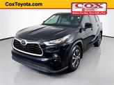 Photo of 2020 Midnight Black Metallic Toyota Highlander