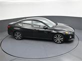 Thumbnail of 2022 Super Black Clearcoat Nissan Altima