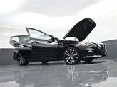 Thumbnail of 2022 Super Black Clearcoat Nissan Altima