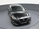 Thumbnail of 2022 Super Black Clearcoat Nissan Altima