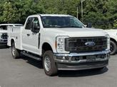 Photo of 2025 Oxford White Ford F-250