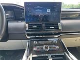 Thumbnail of 2022 White Metallic Lincoln Navigator