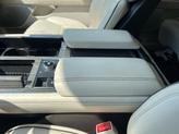 Thumbnail of 2022 White Metallic Lincoln Navigator
