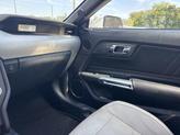 Thumbnail of 2015 OXFORD WHITE Ford Mustang