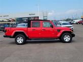 Thumbnail of 2021 Firecracker Red Clearcoat Jeep Gladiator