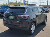 Thumbnail of 2022 Diamond Black Jeep Compass