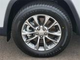 Thumbnail of 2021 Bright White Clearcoat Jeep Cherokee