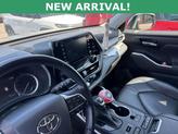 Thumbnail of 2022 Celestial Silver Metallic Toyota Highlander