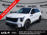 Photo of 2025 White Pearl Kia Sorento